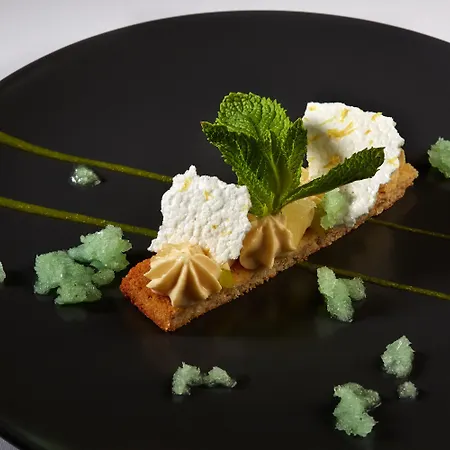 Duflot & ホテル 4*