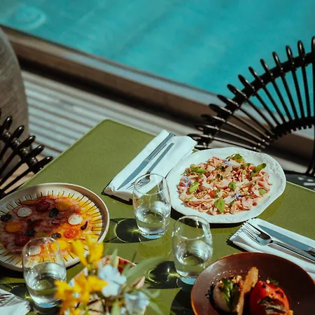 Duflot & מלון 4*