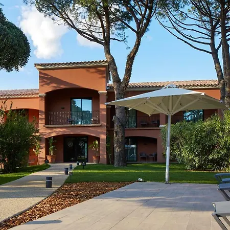 ホテル Duflot & 4*